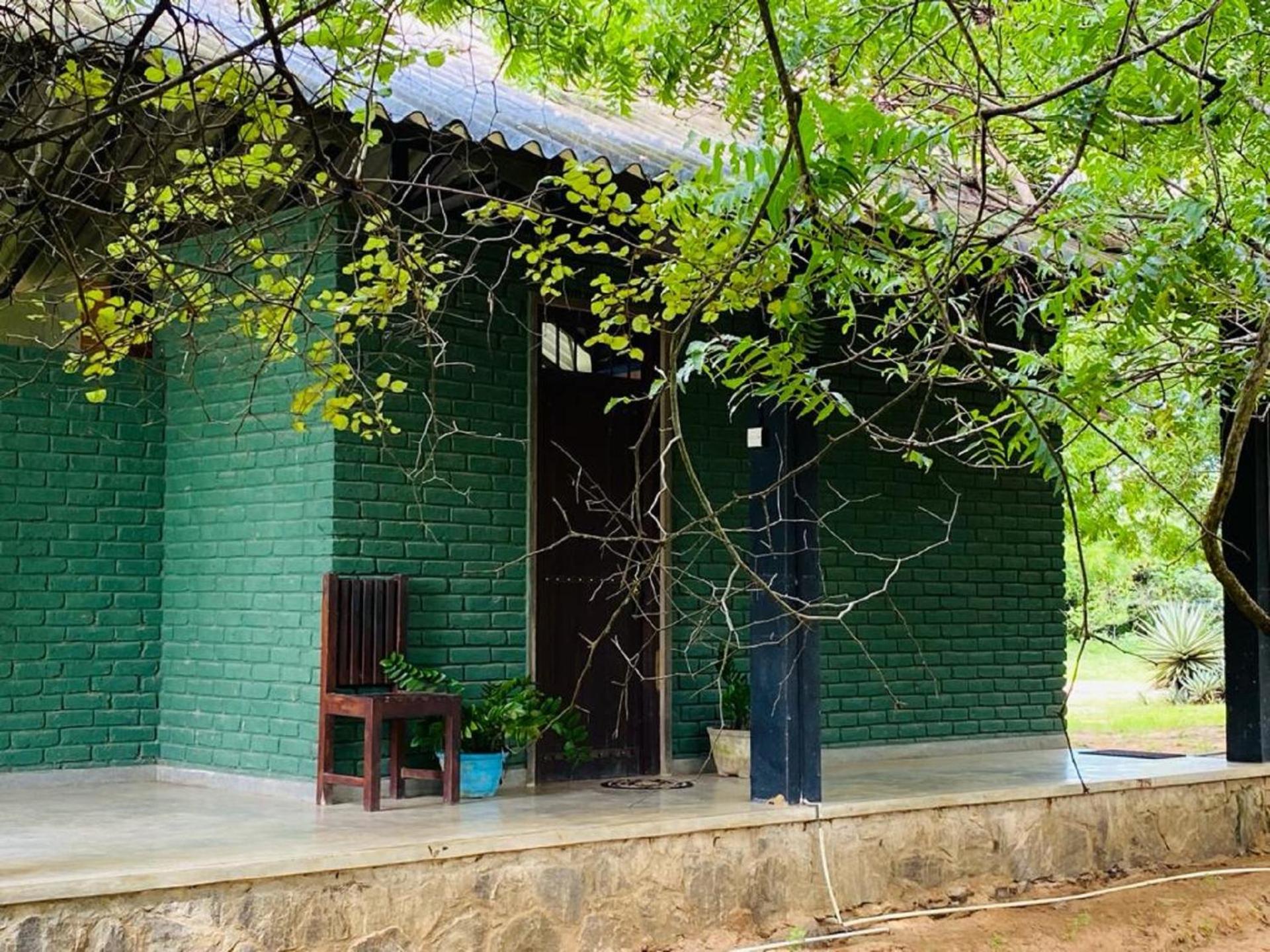 Yala Ying Yang Hostel & Camping Kültér fotó