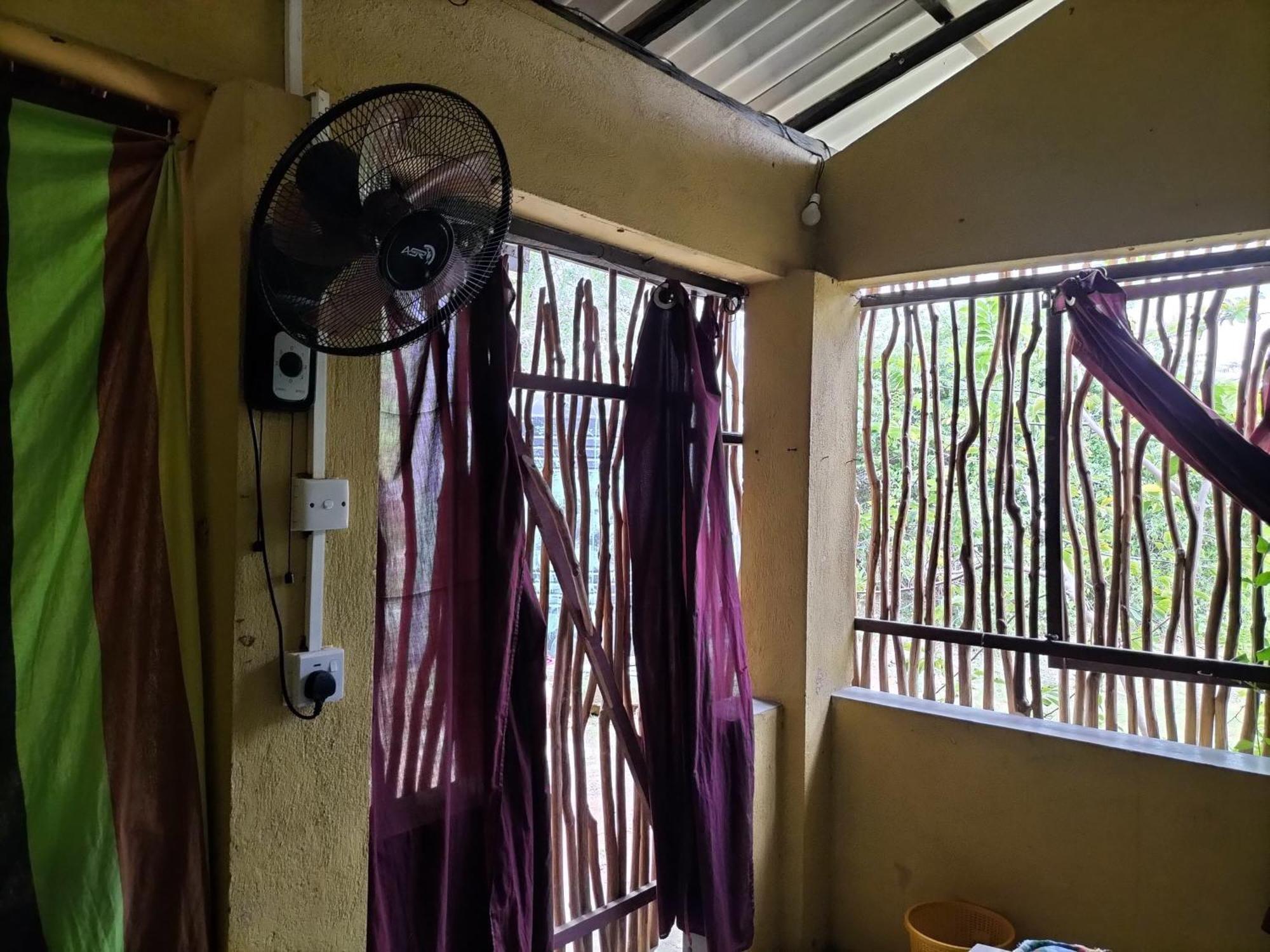 Yala Ying Yang Hostel & Camping Kültér fotó